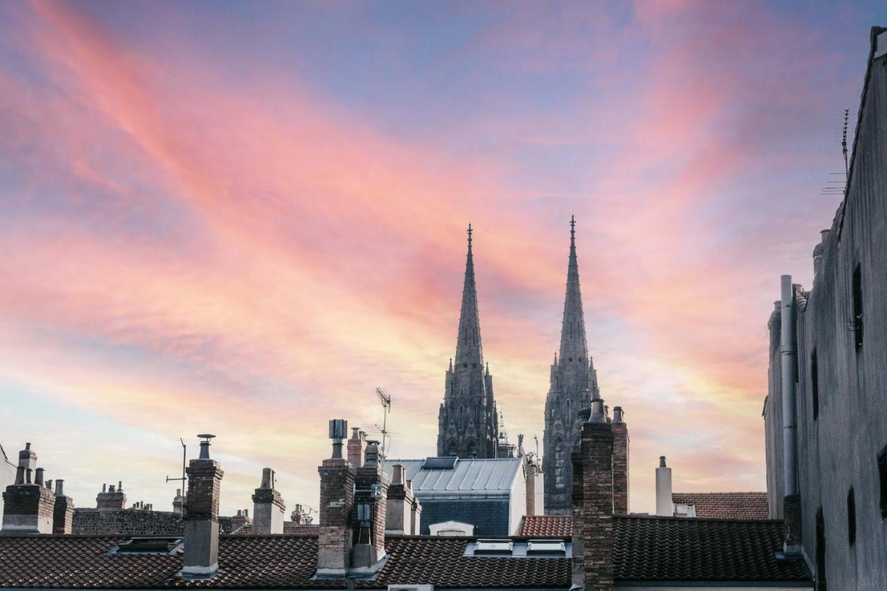 Dav'hotel Jaude Clermont-Ferrand Buitenkant foto