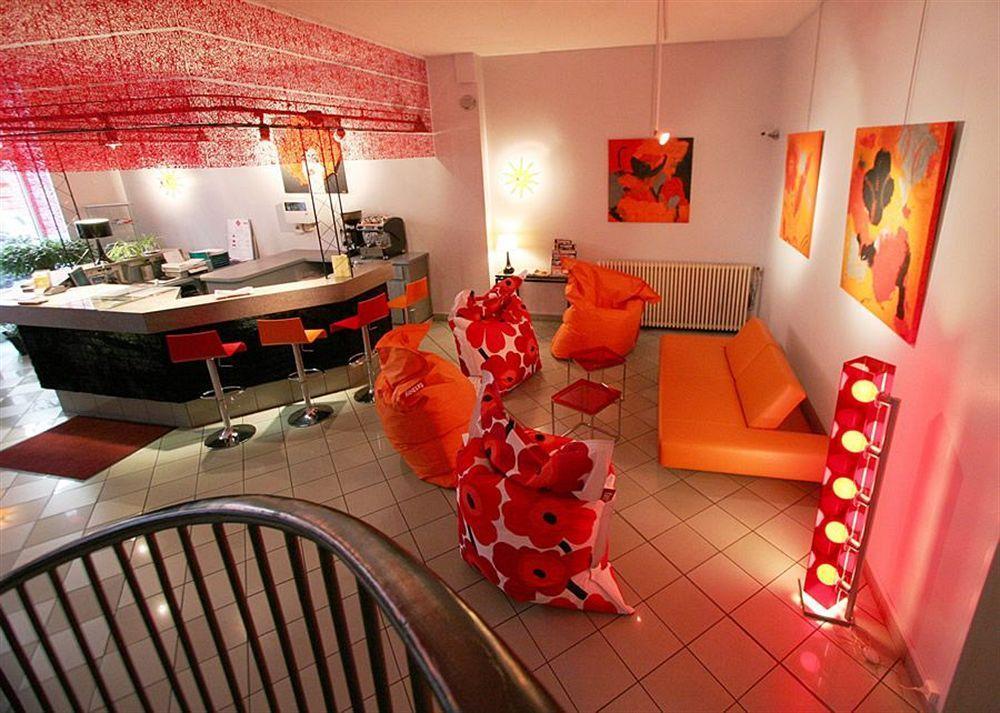 Dav'hotel Jaude Clermont-Ferrand Buitenkant foto