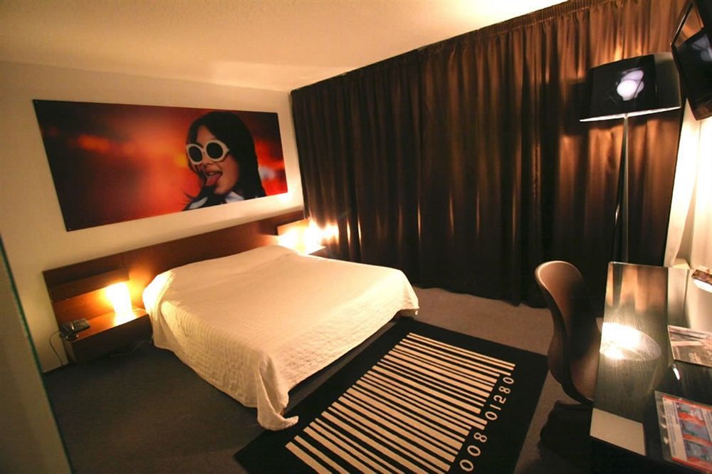 Dav'hotel Jaude Clermont-Ferrand Buitenkant foto