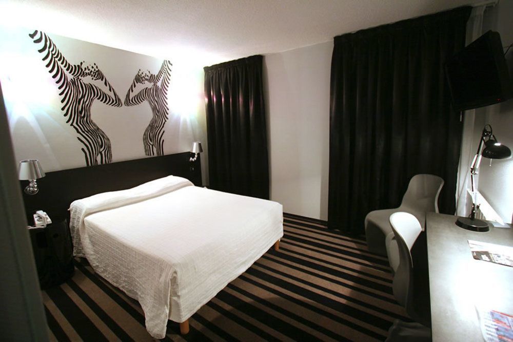 Dav'hotel Jaude Clermont-Ferrand Buitenkant foto