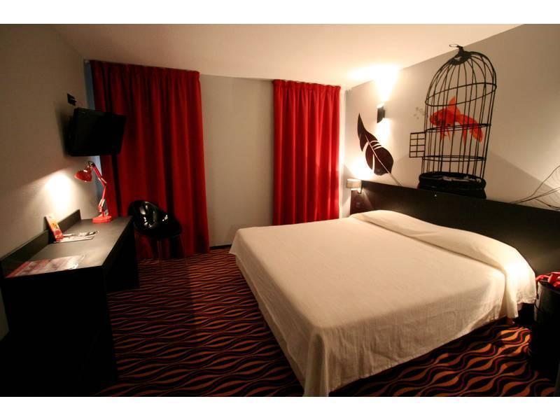 Dav'hotel Jaude Clermont-Ferrand Buitenkant foto